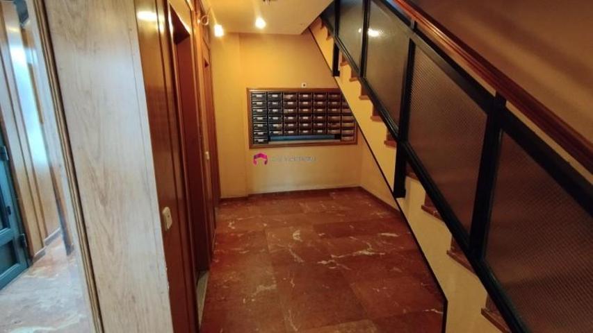 Piso en venta en Madrid, Los Ángeles photo 0