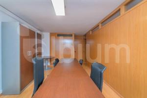 Local comercial en venta en Barcelona, La Nova Esquerra de lEixample photo 0