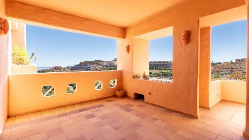 Apartamento en venta en San Luis de Sabinillas, Residencial duquesa photo 0