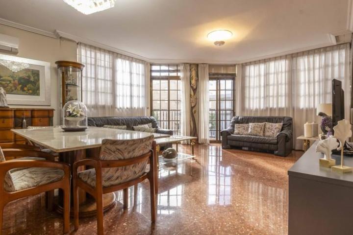 Piso en venta en Bonrepòs i Mirambell, Bonrepòs i Mirambell photo 0