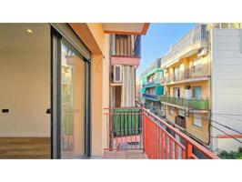 Piso en venta en Cornellà de Llobregat, Almeda photo 0