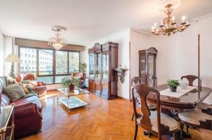 Piso en venta en Oviedo, Buenavista photo 0