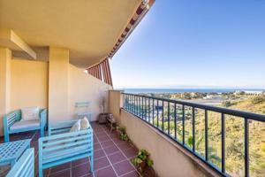Apartamento en venta en Mijas photo 0