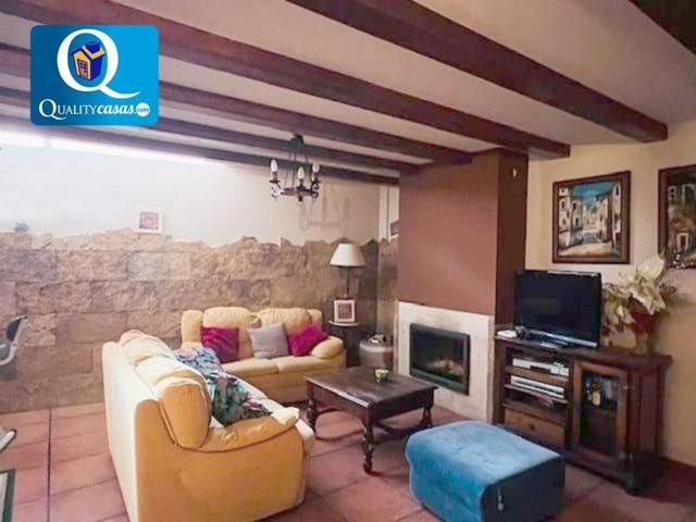 Adosada en venta en Monforte del Cid, Monforte Del Cid photo 0