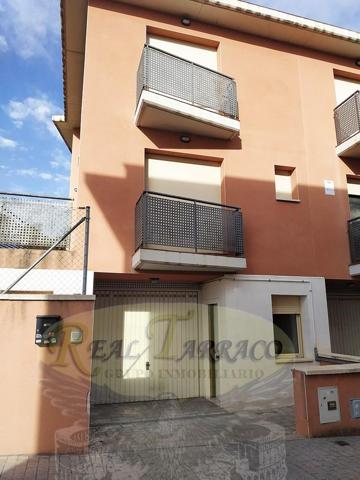 Adosada en venta en Constantí, Cataluña photo 0