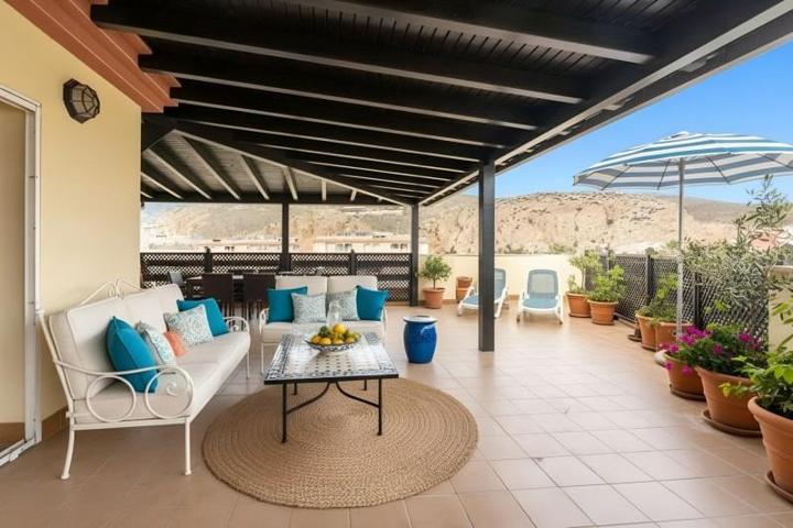 Aticos en venta en Calahonda, Calahonda photo 0