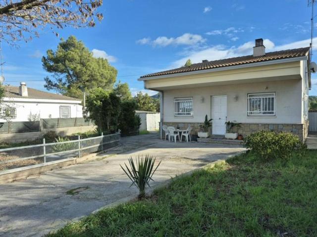 Adosada en venta en Vacarisses, Can Serra photo 0