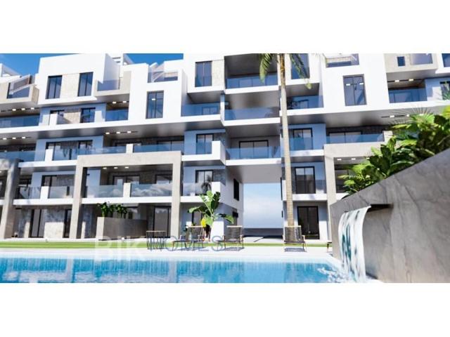 Apartamento en venta en Guardamar del Segura photo 0