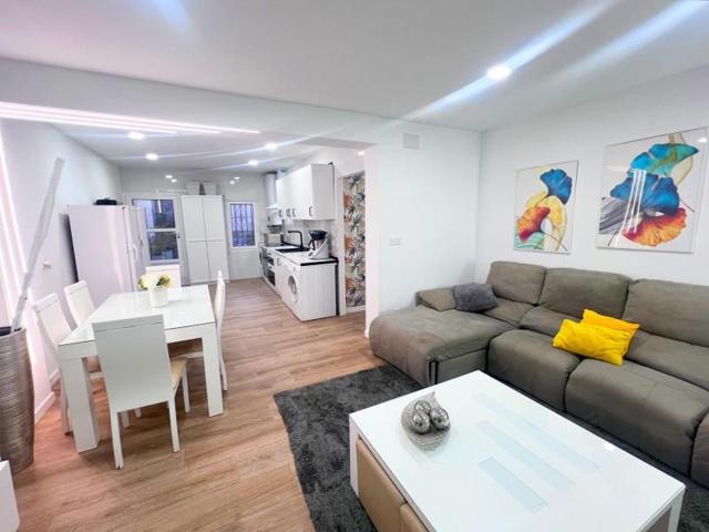 Casa en venta en Illescas, Bº Estación - Cruz Roja photo 0