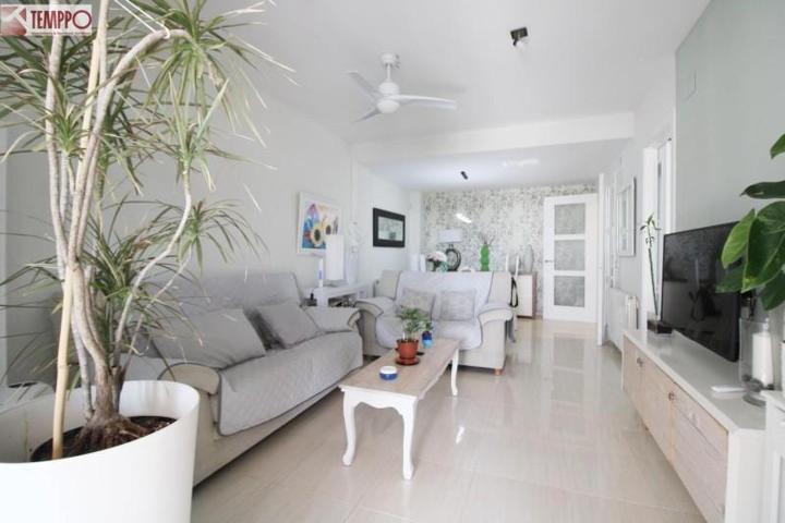 Adosada en venta en El Vendrell, Bonavista photo 0