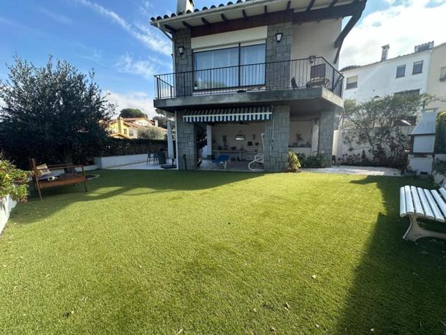 Bungalow en venta en La Roca del Vallès, La rocatomba photo 0