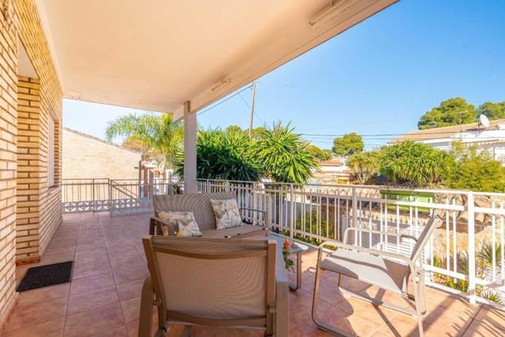 Chalet en venta en Paterna, La Cañada photo 0