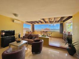 Aticos en venta en Caleta de Vélez, Baviera golf photo 0