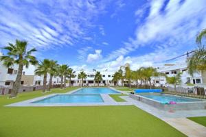 Bungalow en venta en Pilar de la Horadada, Torre de la Horadada photo 0