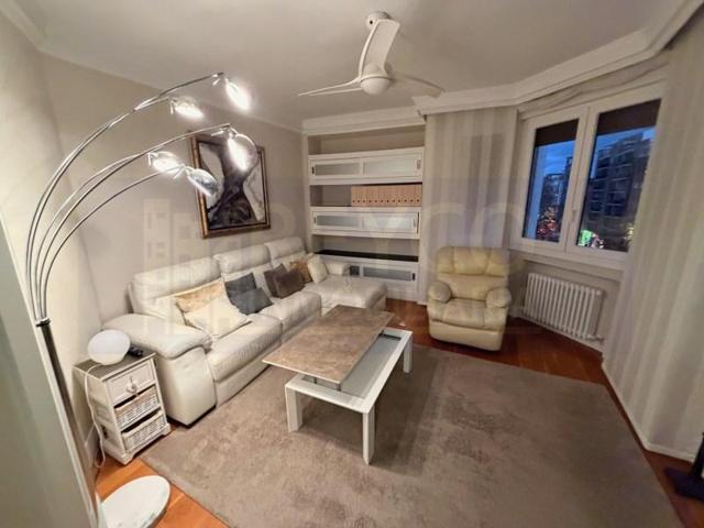 Piso en venta en Logroño photo 0