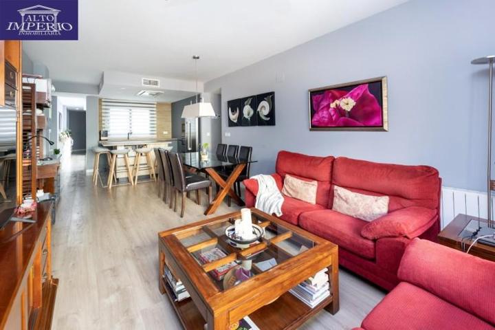 Piso en venta en Granada, Gran capitan photo 0