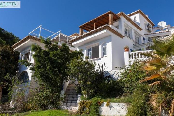 Chalet en venta en Almuñécar, Los pinos photo 0