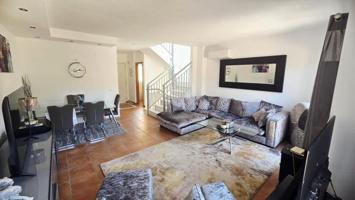 Adosada en venta en Fuengirola, Los Pacos photo 0