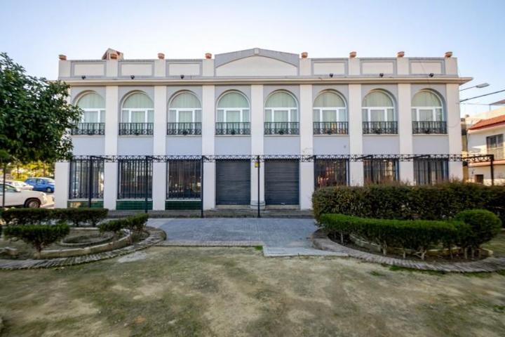 Edificio en venta en Mairena del Aljarafe, Lepanto photo 0