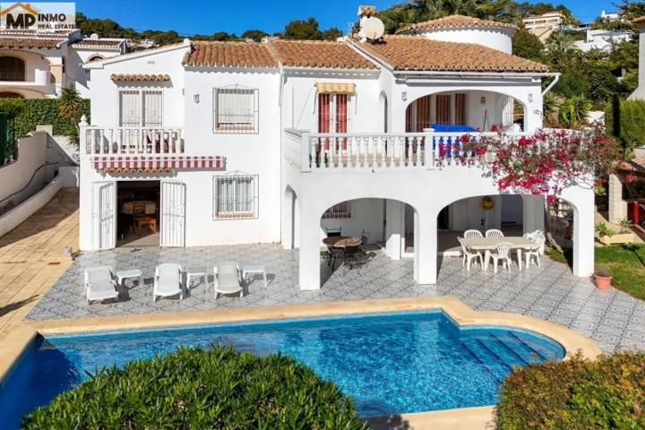 Chalet en venta en Benissa, Pinets photo 0