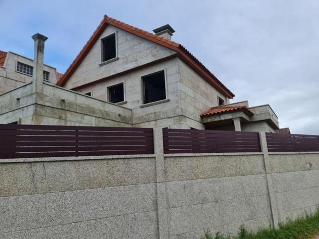 Chalet en venta en Baiona, Santa Cristina photo 0
