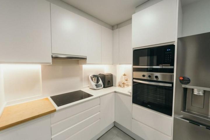 Piso en venta en Oviedo, Centro photo 0