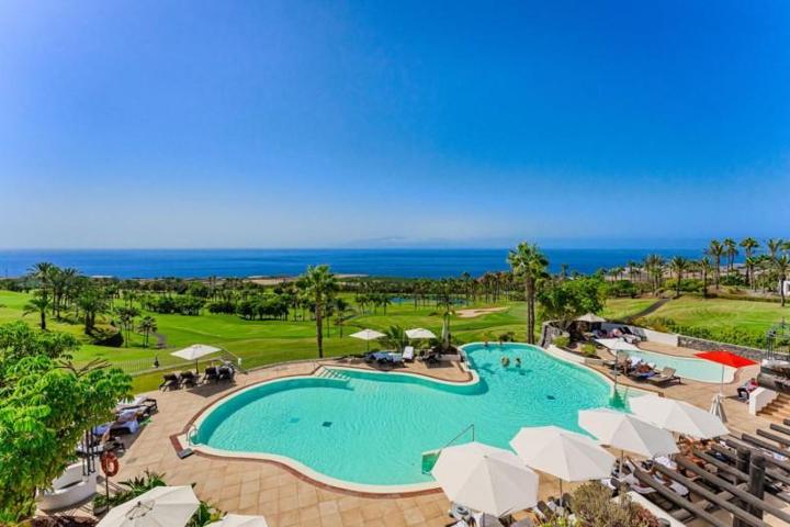 Apartamento en venta en Guía de Isora, Abama photo 0