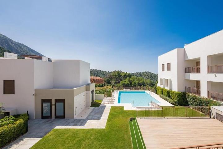 Apartamento en venta en Istán, CARRETERA ISTAN photo 0