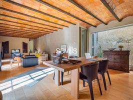 Casa en venta en Tiana photo 0