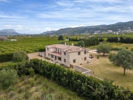 Chalet en venta en Benidoleig, Benidoleig photo 0