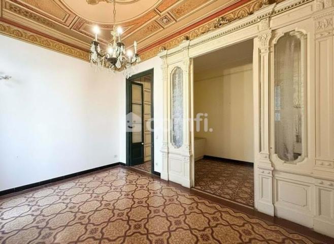 Casa en venta en Barcelona, Barcelona photo 0