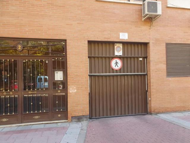 Garaje en alquiler en Torrejón de Ardoz, Juncal photo 0