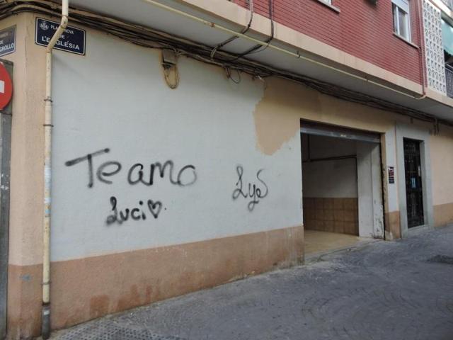 Local comercial en alquiler en Valencia, Benicalap photo 0
