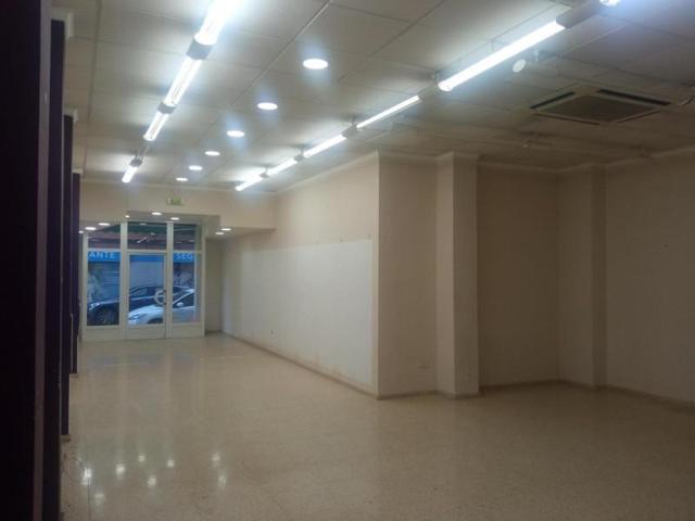 Local comercial en alquiler en Alcoy-Alcoi, Barri Zona Nord photo 0