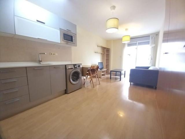 Apartamento en alquiler en Murcia, Centro photo 0