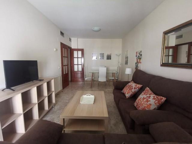 Apartamento en alquiler en Badajoz, Avenida de Elvas photo 0