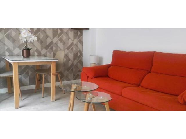 Piso en alquiler en Granada photo 0