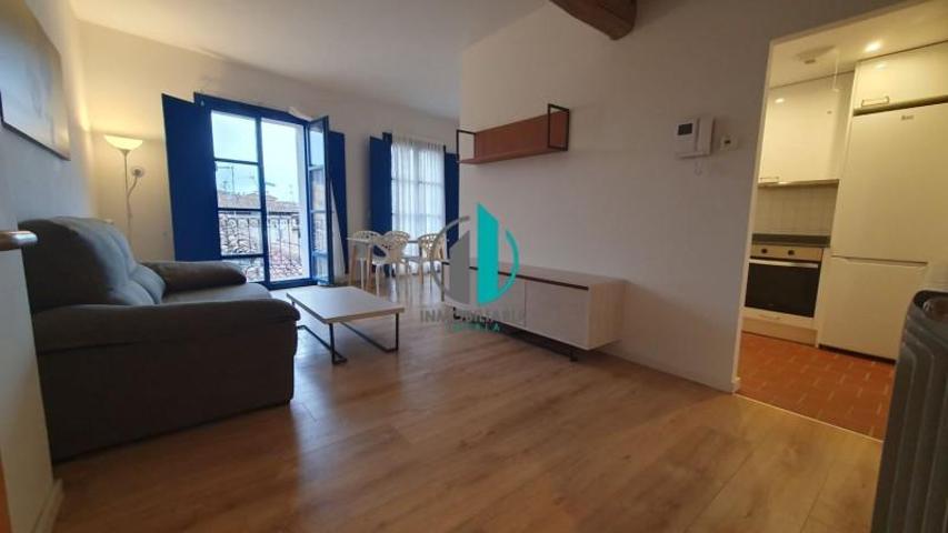 Estudio en alquiler en Logroño, Casco Antiguo photo 0