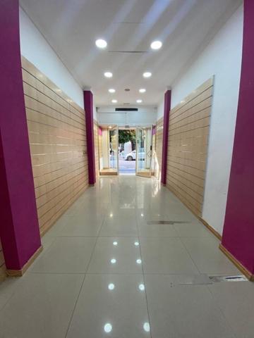 Local comercial en alquiler en Málaga, Cruz de Humilladero- Paseo de los Tilos photo 0