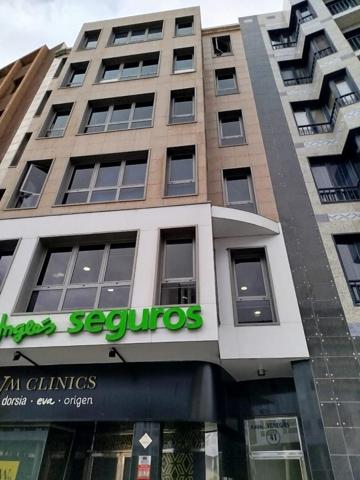 Oficina en alquiler en Las Palmas de Gran Canaria, Avda. Marítima photo 0