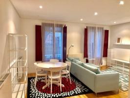 Piso en alquiler en Pamplona, Casco Viejo photo 0