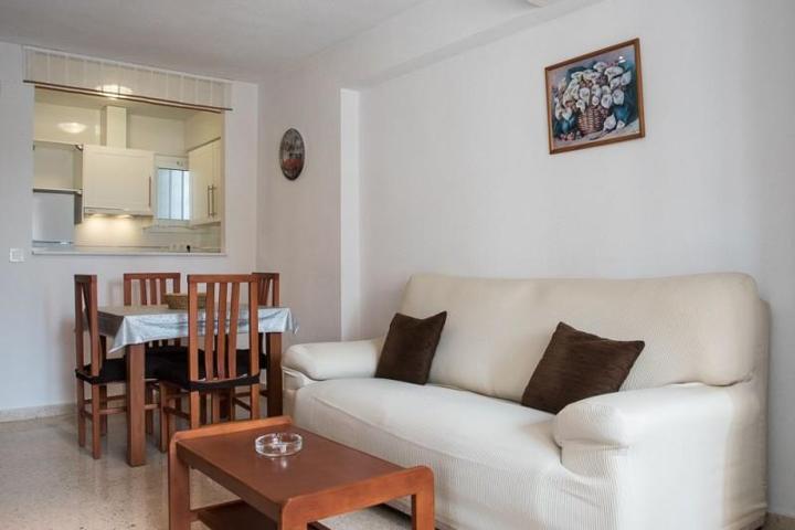 Apartamento en alquiler en Benidorm, Playa Levante photo 0