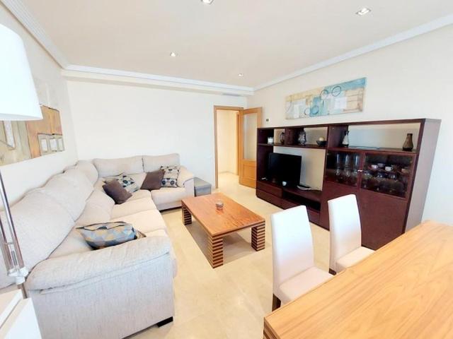 Piso en alquiler en Elche photo 0