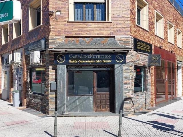 Local comercial en alquiler en Pozuelo de Alarcón, Zona Estación photo 0