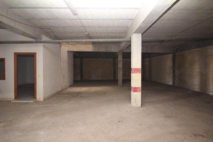 Local comercial en alquiler en Llucmajor, SArenal photo 0