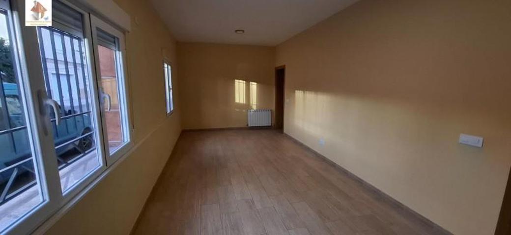 Casa en alquiler en Yepes, Yepes photo 0