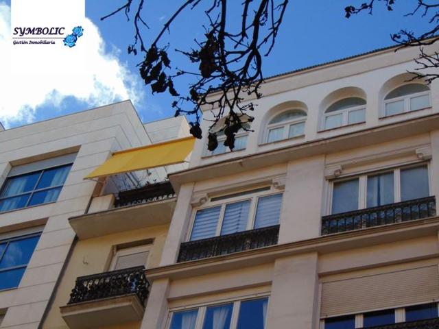 Apartamento en alquiler en Madrid, Chamberi - Rios Rosas photo 0