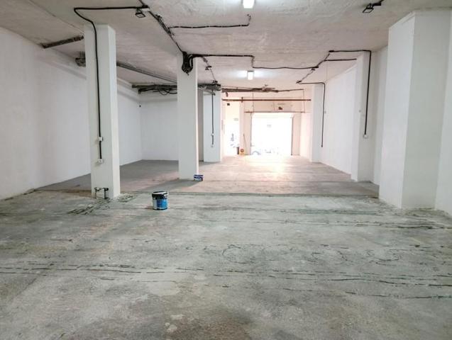 Local comercial en alquiler en Denia, Casco urbano photo 0