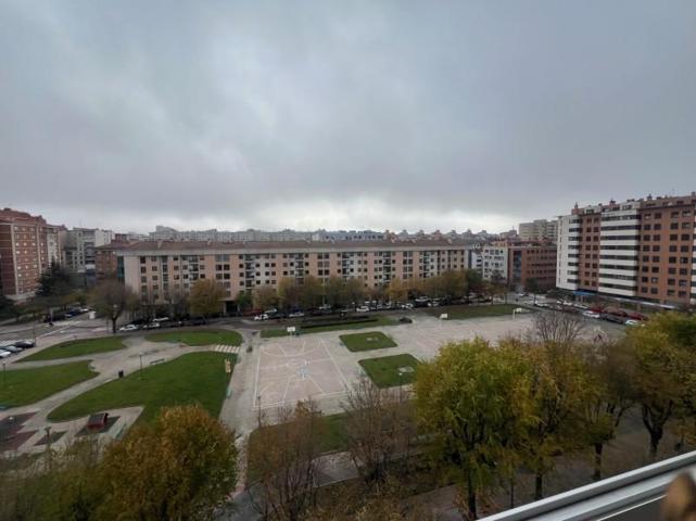 Piso en alquiler en Burgos, Burgos photo 0