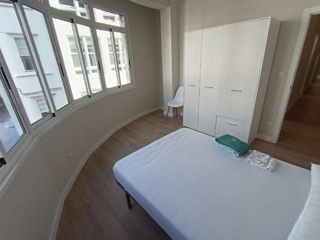 Piso en alquiler en Ferrol photo 0